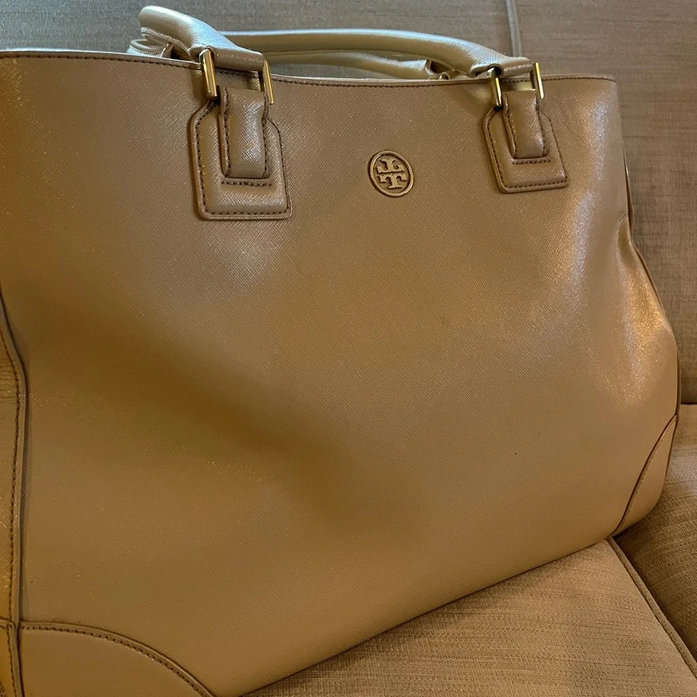 Tory Burch Purse - Picture 3 of 12